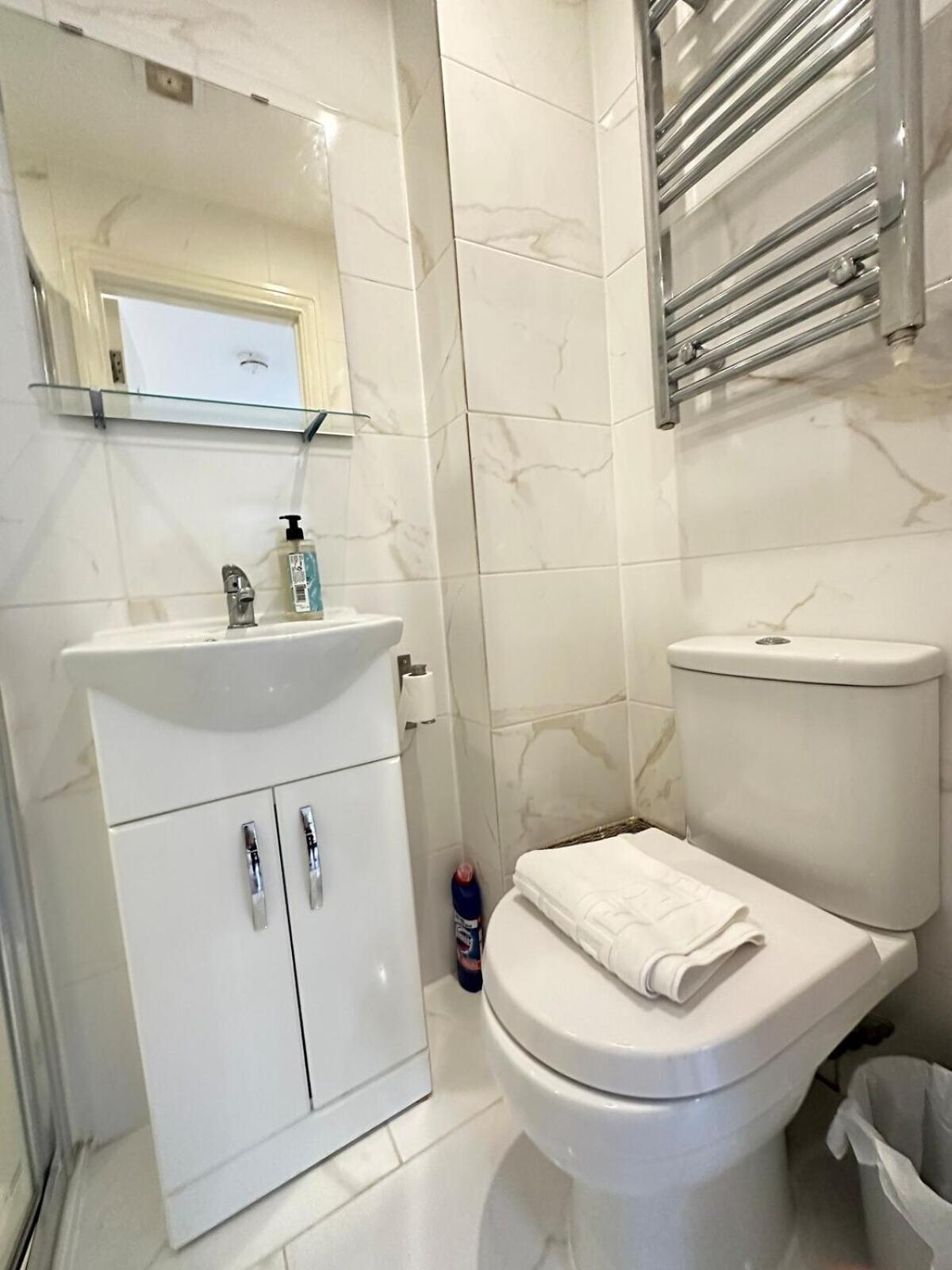 Comfort Camden Studio Apartments London Room photo