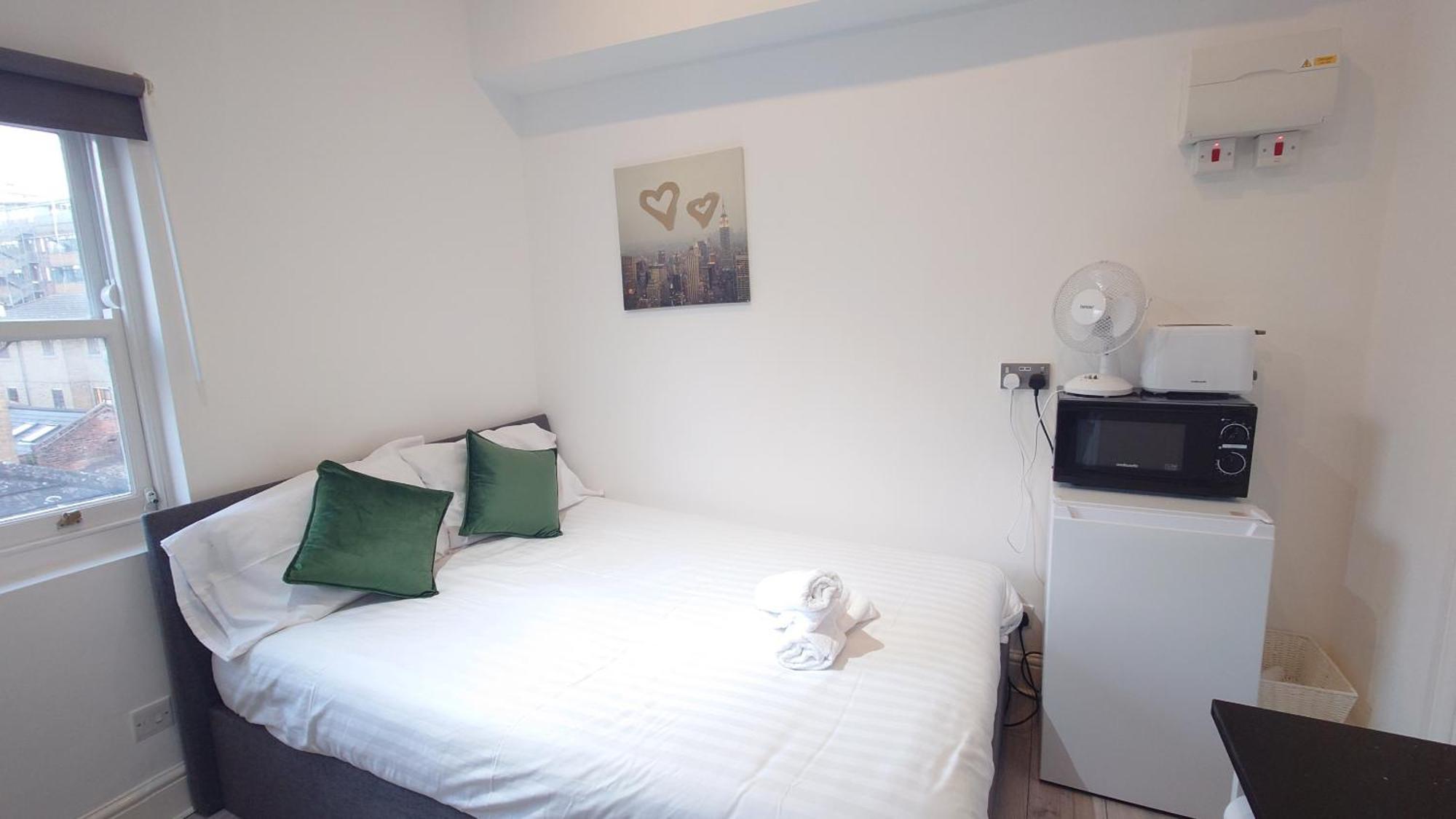 Comfort Camden Studio Apartments London Exterior photo